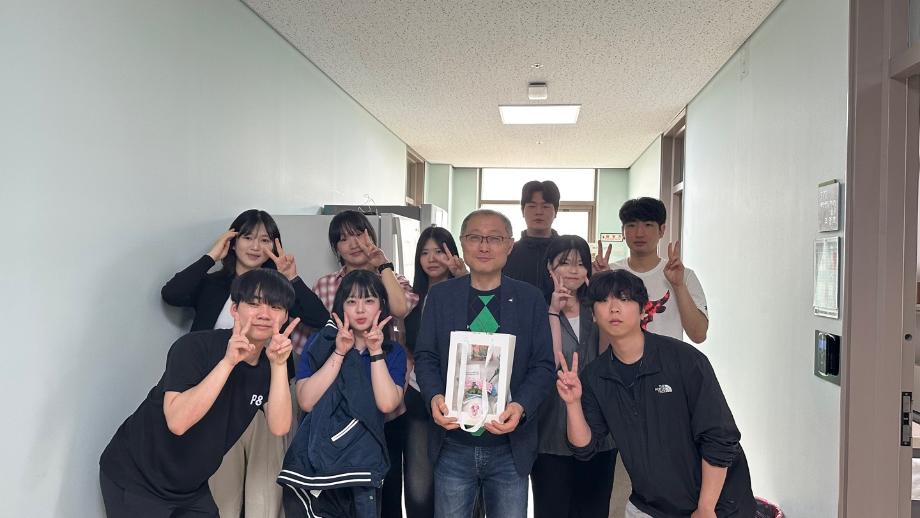 썸네일 사진